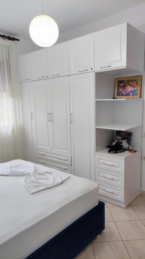 Potami Apartment - 50 Mt From The Beach Himarë Eksteriør billede